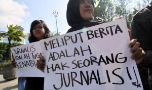 Jurnalis