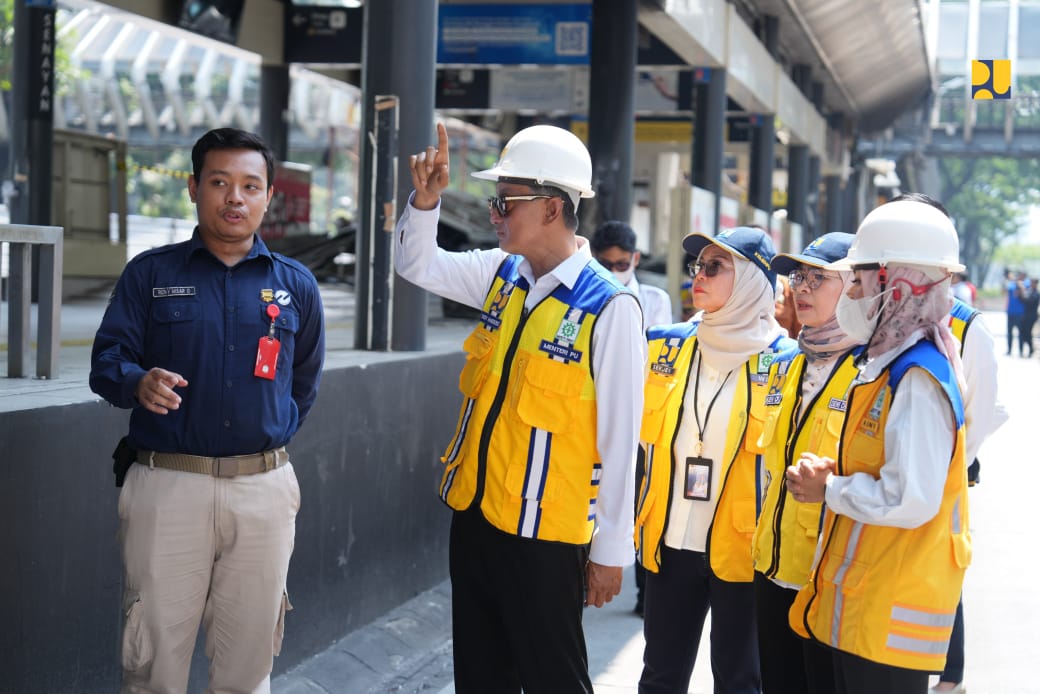 0d04f8ba-bdf1-49df-aabb-260cfe576bb1