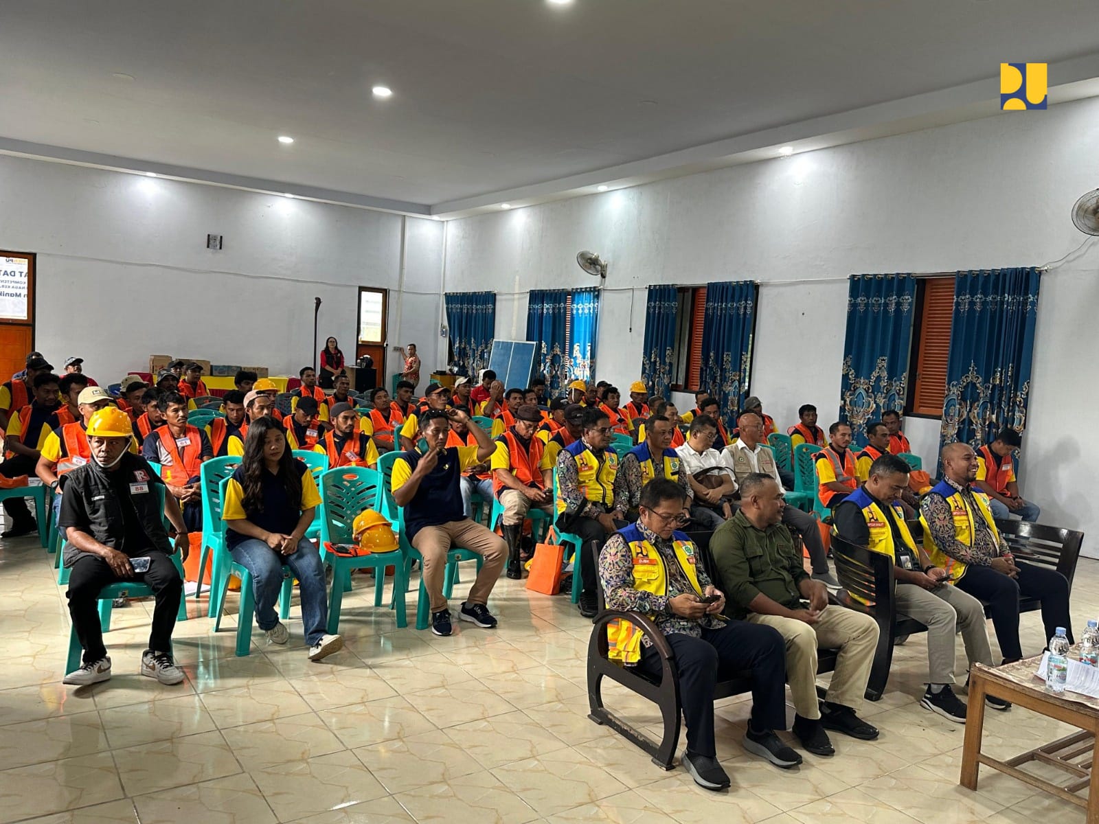 e183f0a7-3250-4269-a70e-c32baa3442f0